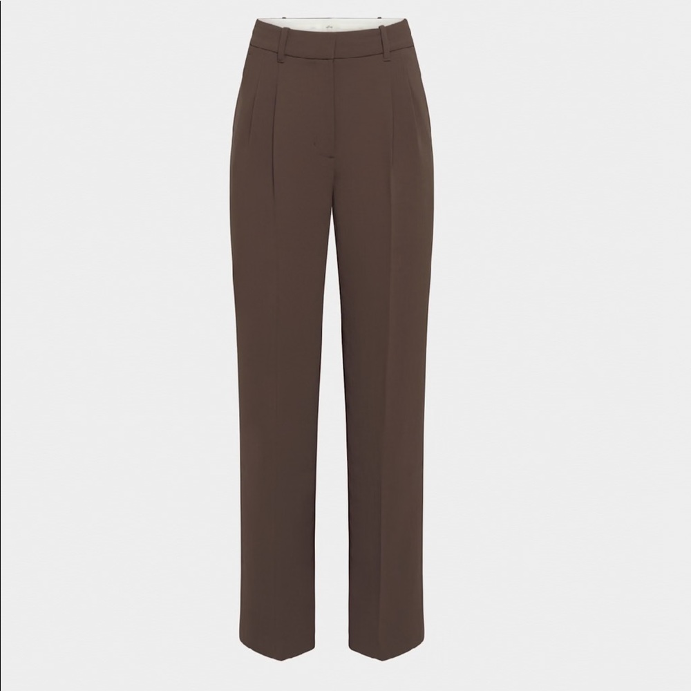 Aritzia Effortless Pant Mocha - Crepette